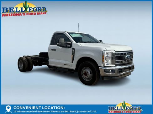 New 2025 Ford F350 XL w/ XL Chrome Package image 9
