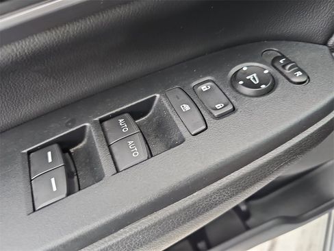 Used 2019 Honda CR-V EX-L image 36