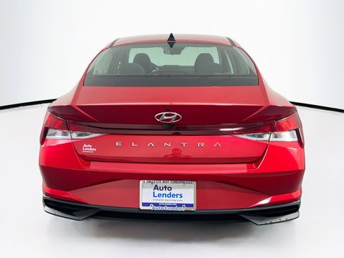 Used 2023 Hyundai Elantra SEL w/ Convenience Package FWD image 6