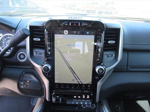 Used 2024 RAM 3500 Laramie image 20