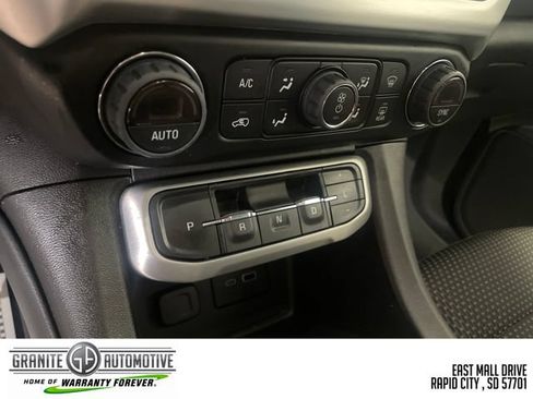 Used 2022 GMC Acadia SLE w/ Driver Convenience Package AWD/4WD image 14