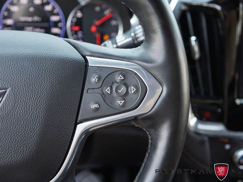 Used 2023 Chevrolet Traverse Premier w/ Redline Edition FWD image 31
