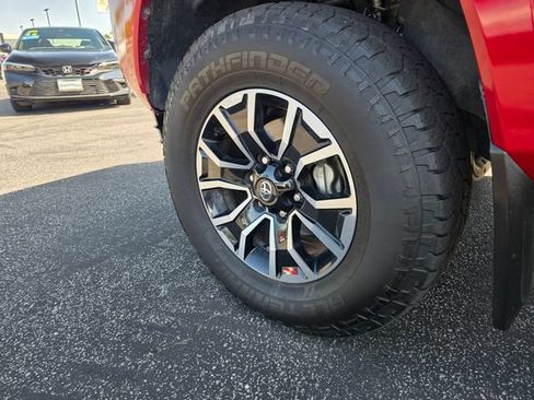 Used 2021 Toyota Tacoma TRD Sport w/ Technology Package AWD/4WD image 23