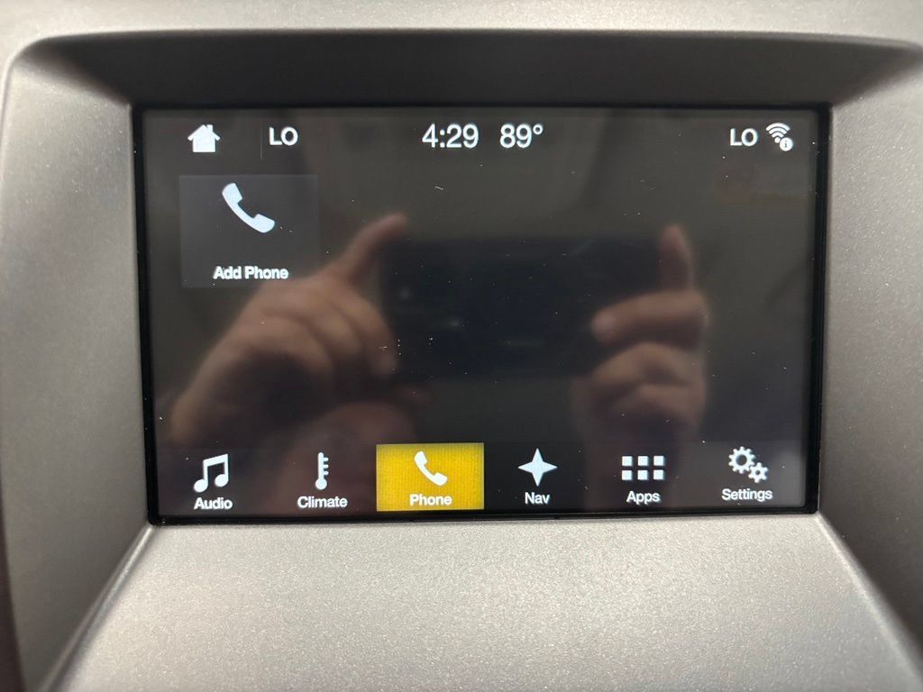 Used 2018 Ford Edge Titanium w/ Equipment Group 301A AWD/4WD image 28