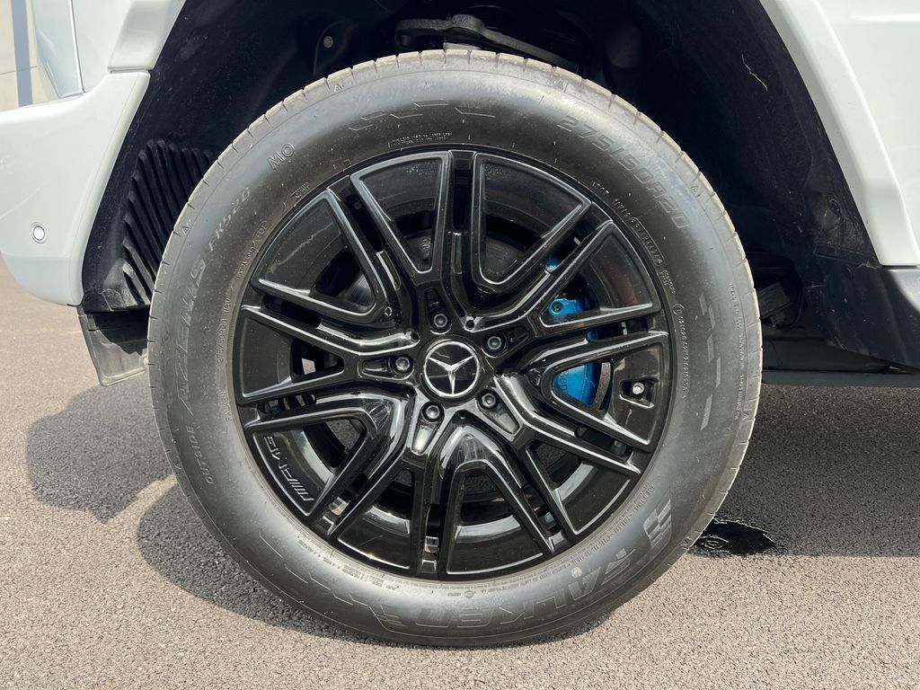 Used 2025 Mercedes-Benz G 580 w/ EQ Technology image 35