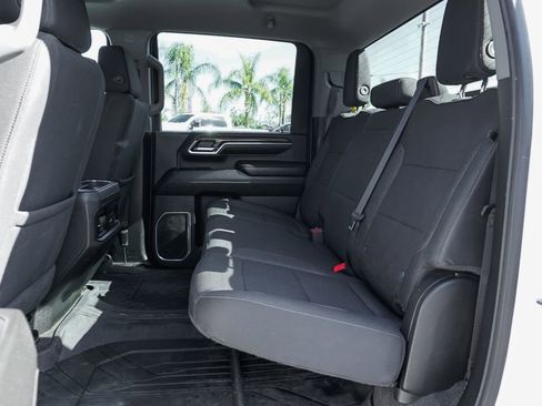 Used 2024 Chevrolet Silverado 3500 LT w/ Convenience Package image 27