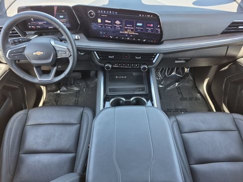 Used 2025 Chevrolet Tahoe LT AWD/4WD image 14