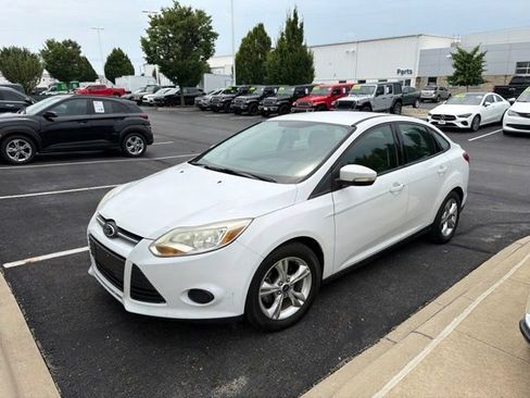 Used 2014 Ford Focus SE FWD image 8