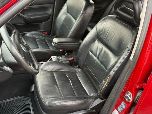 Used 2004 Volkswagen Jetta GLS image 8