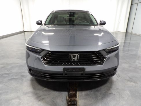 Used 2023 Honda Accord EX image 3