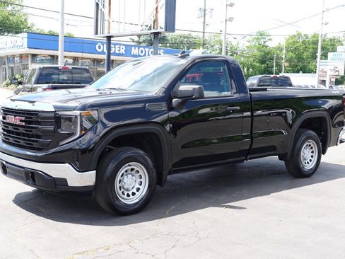 Used 2024 GMC Sierra 1500 Pro w/ Pro Value Package AWD/4WD image 2