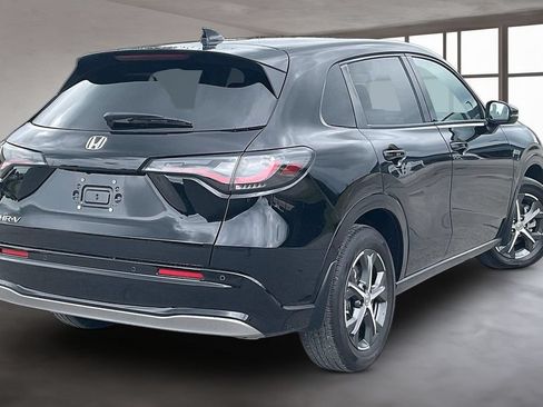 Certified 2025 Honda HR-V EX-L image 6