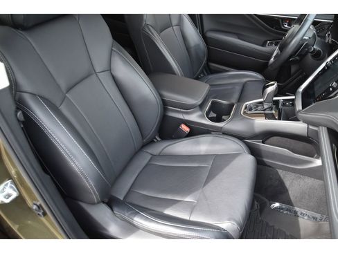 Certified 2024 Subaru Outback Limited image 31