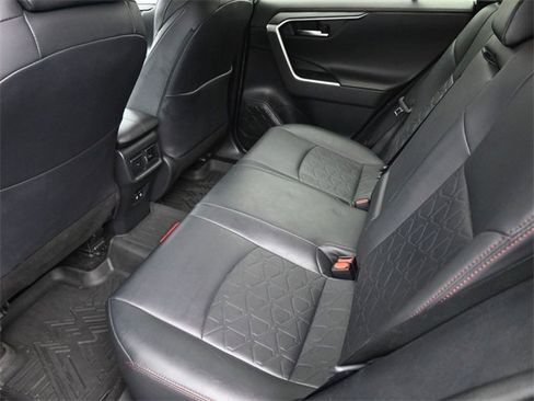 Used 2020 Toyota RAV4 TRD Off-Road image 19