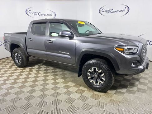 Certified 2023 Toyota Tacoma TRD Off-Road AWD/4WD image 1