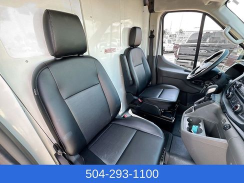 Certified 2024 Ford Transit 250 148 High Roof Extended RWD image 32