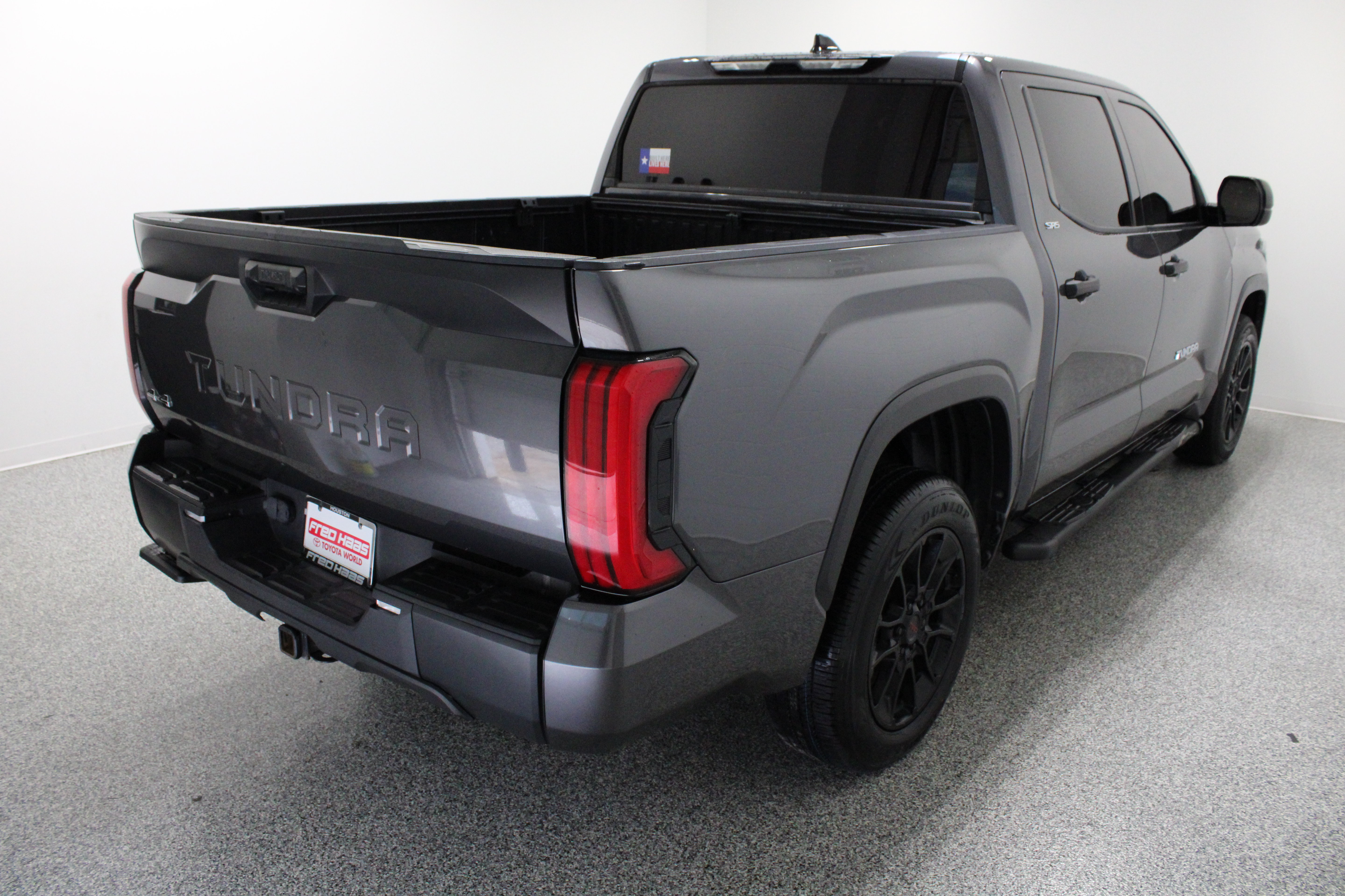 Used 2023 Toyota Tundra SR5 AWD/4WD image 7