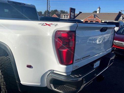 Used 2024 Chevrolet Silverado 3500 LTZ w/ LTZ Plus Package image 24