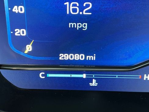 Used 2025 Chevrolet Silverado 1500 LT image 38