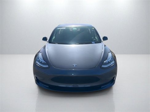 Used 2019 Tesla Model 3 Long Range image 2