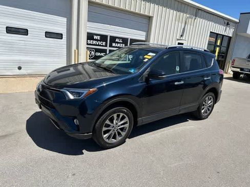 Used 2018 Toyota RAV4 Limited w/ All Weather Liner Package AWD/4WD image 17