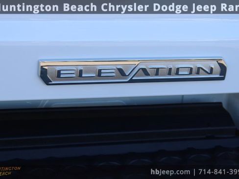 Used 2026 GMC Canyon Elevation image 6