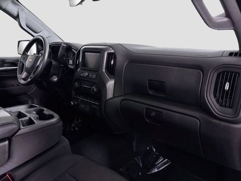 Used 2021 Chevrolet Silverado 1500 Custom AWD/4WD image 31