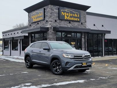 Used 2021 Volkswagen Atlas Cross Sport SE w/ Panoramic Sunroof Package