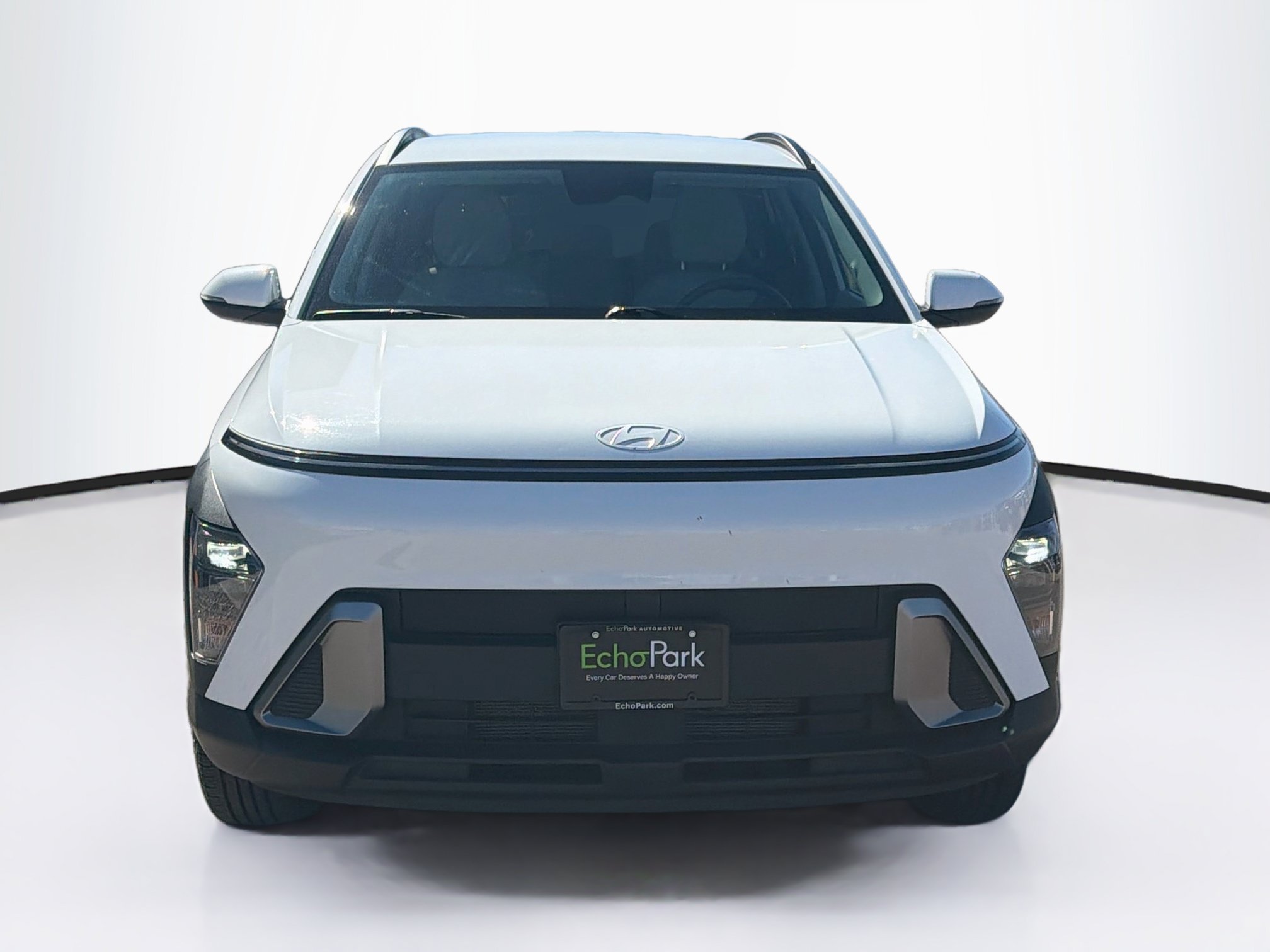 Used 2025 Hyundai Kona SEL AWD/4WD image 2