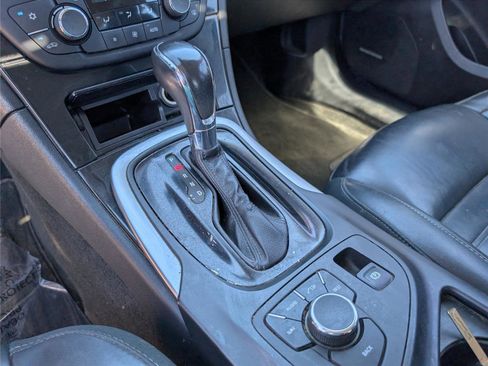 Used 2013 Buick Regal GS image 19