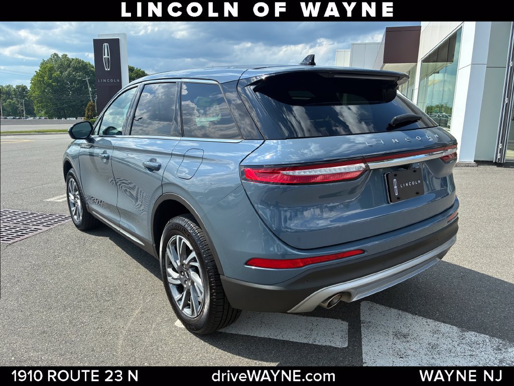 Certified 2023 Lincoln Corsair AWD image 4