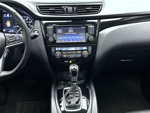 Used 2022 Nissan Rogue Sport SL w/ Premium Package AWD/4WD image 13