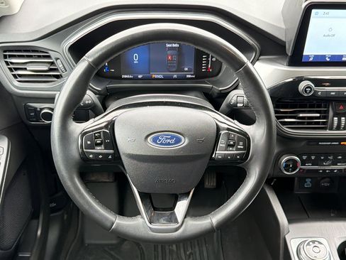 Certified 2023 Ford Escape Active AWD/4WD image 17