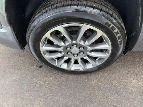 Used 2021 GMC Acadia Denali w/ Trailering Package AWD/4WD image 46