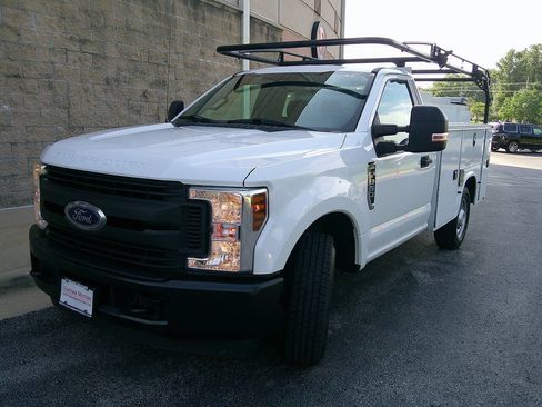 Used 2018 Ford F350 XL w/ Power Equipment Group RWD image 2