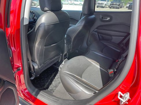 Used 2020 Jeep Compass Limited w/ Rear Convenience Group AWD/4WD image 14