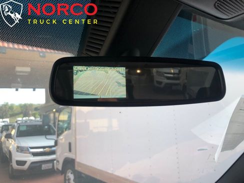 Used 2019 Freightliner Sprinter 3500 image 21