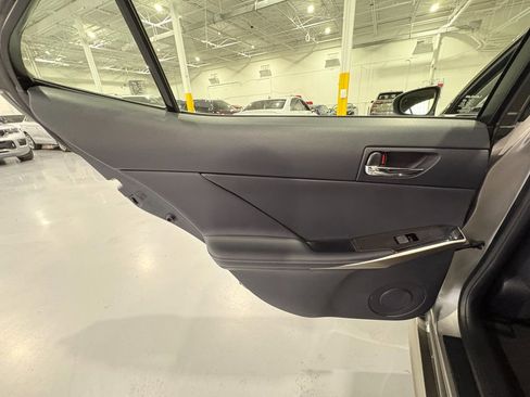 Used 2016 Lexus IS 300 AWD w/ Navigation System Package image 40