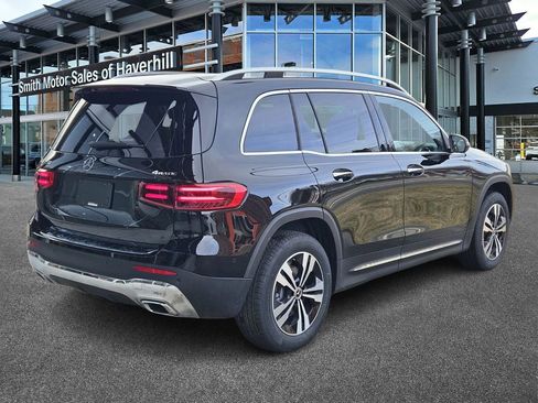 New 2026 Mercedes-Benz GLB 250 4MATIC image 5