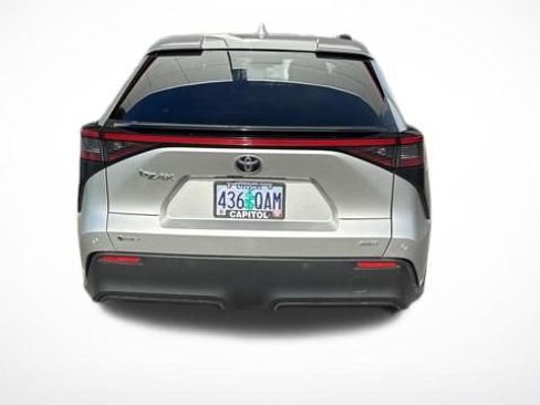 Used 2024 Toyota bZ4X XLE w/ Weather Package image 9