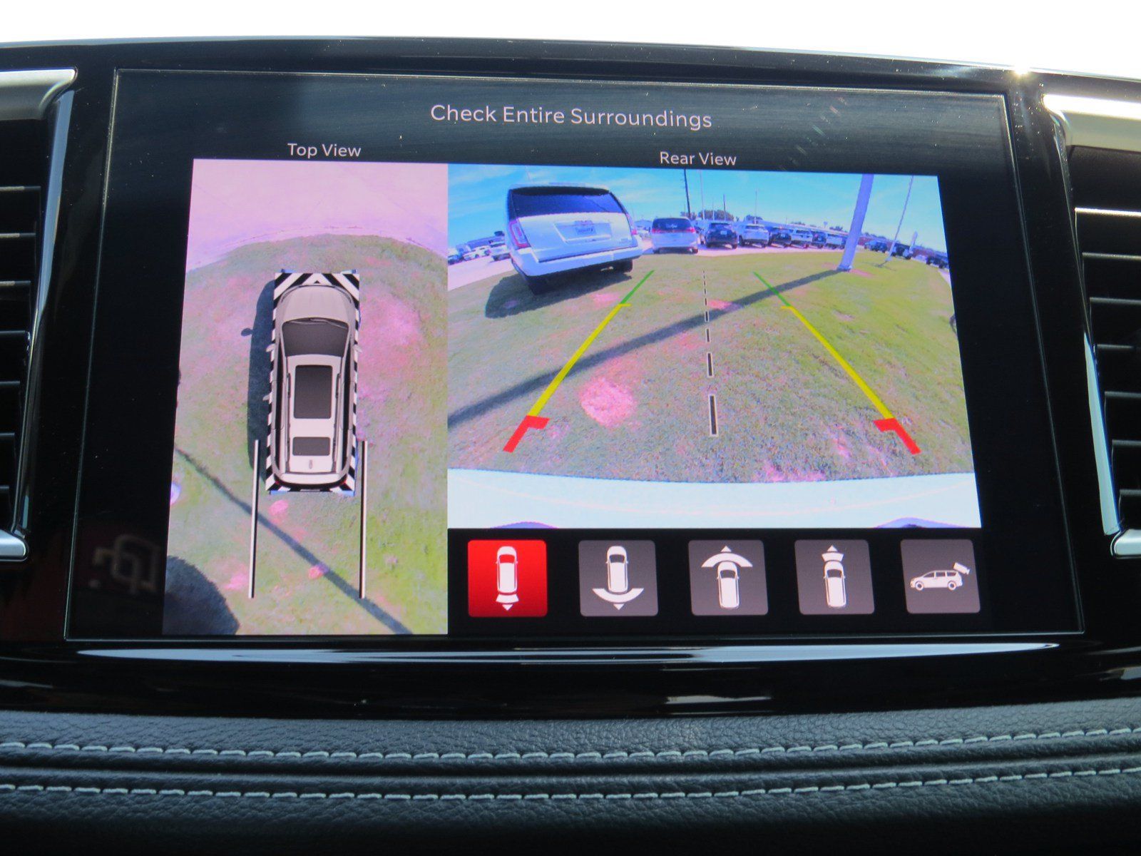 Used 2026 Chrysler Pacifica Select FWD image 25