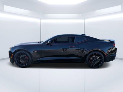 Used 2021 Chevrolet Camaro LT image 6