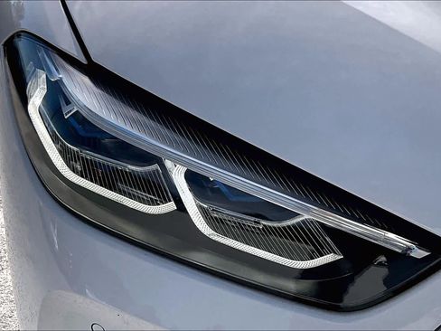 Used 2022 BMW 840i xDrive Convertible image 22