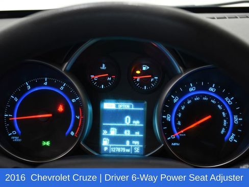 Used 2016 Chevrolet Cruze LT FWD image 13