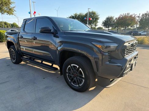 Used 2024 Toyota Tacoma TRD Sport RWD image 13