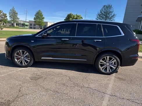 Used 2022 Cadillac XT6 Premium Luxury w/ Technology Package image 8