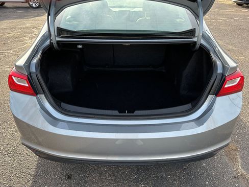 Used 2023 Chevrolet Malibu LT image 30