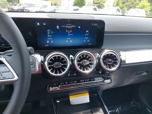 Certified 2025 Mercedes-Benz GLB 250 GLB 250 image 20