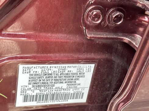 Used 2025 Nissan Sentra SV FWD image 29