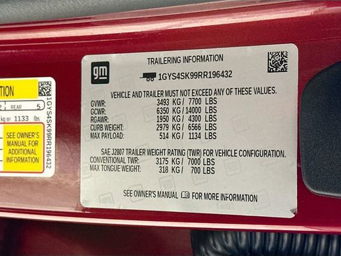 Used 2024 Cadillac Escalade ESV V w/ LPO, ONYX Package AWD/4WD image 35
